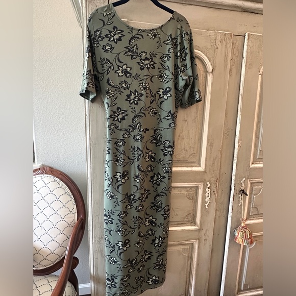 Garnet Hill Wrap Knit Dress.                                          Worn once - Picture 7 of 7